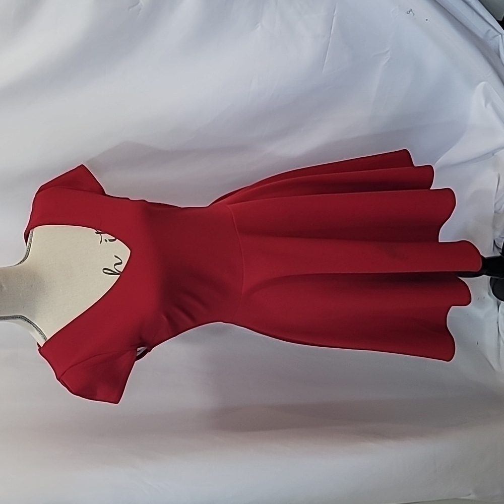 Free with Purchase Nwot B. DARLIN Deep V Back Tie Skater Skirt Mini Dress Cap